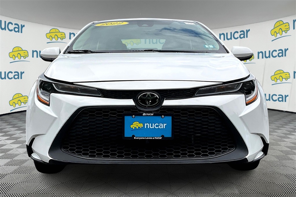 2022 Toyota Corolla LE - Photo 2