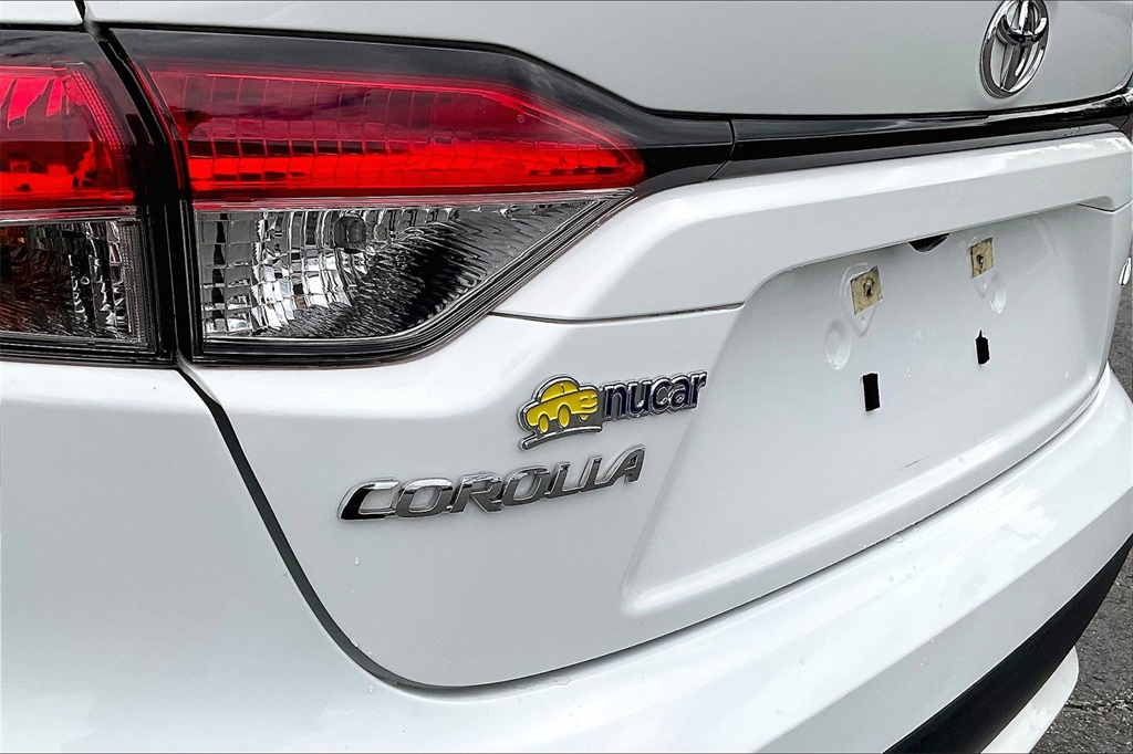 2022 Toyota Corolla LE - Photo 26