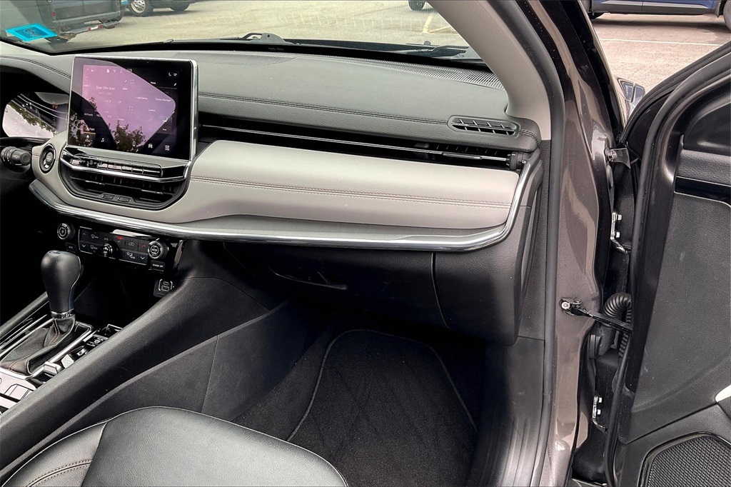 2022 Jeep Compass Limited - Photo 12