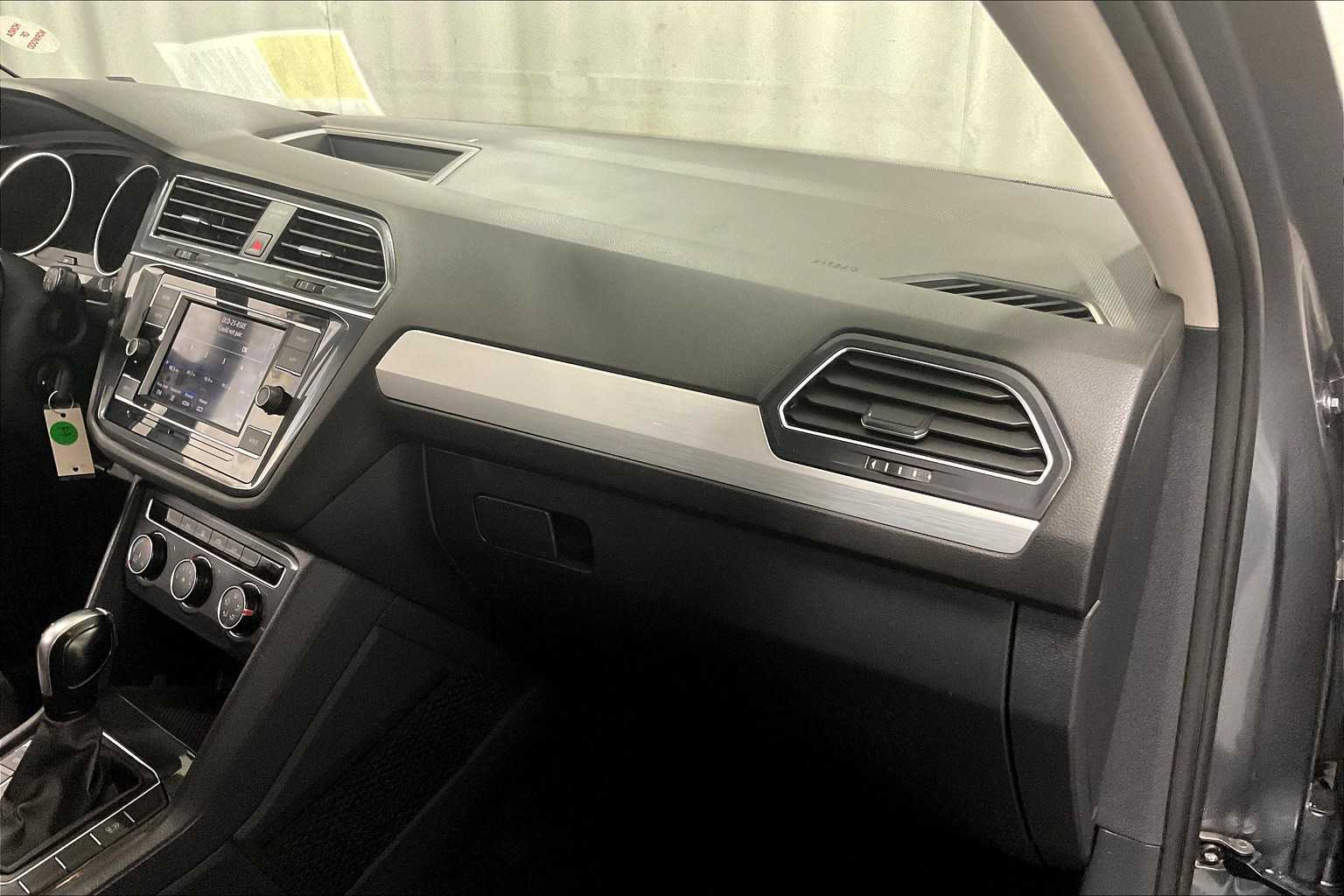 2020 Volkswagen Tiguan S - Photo 13
