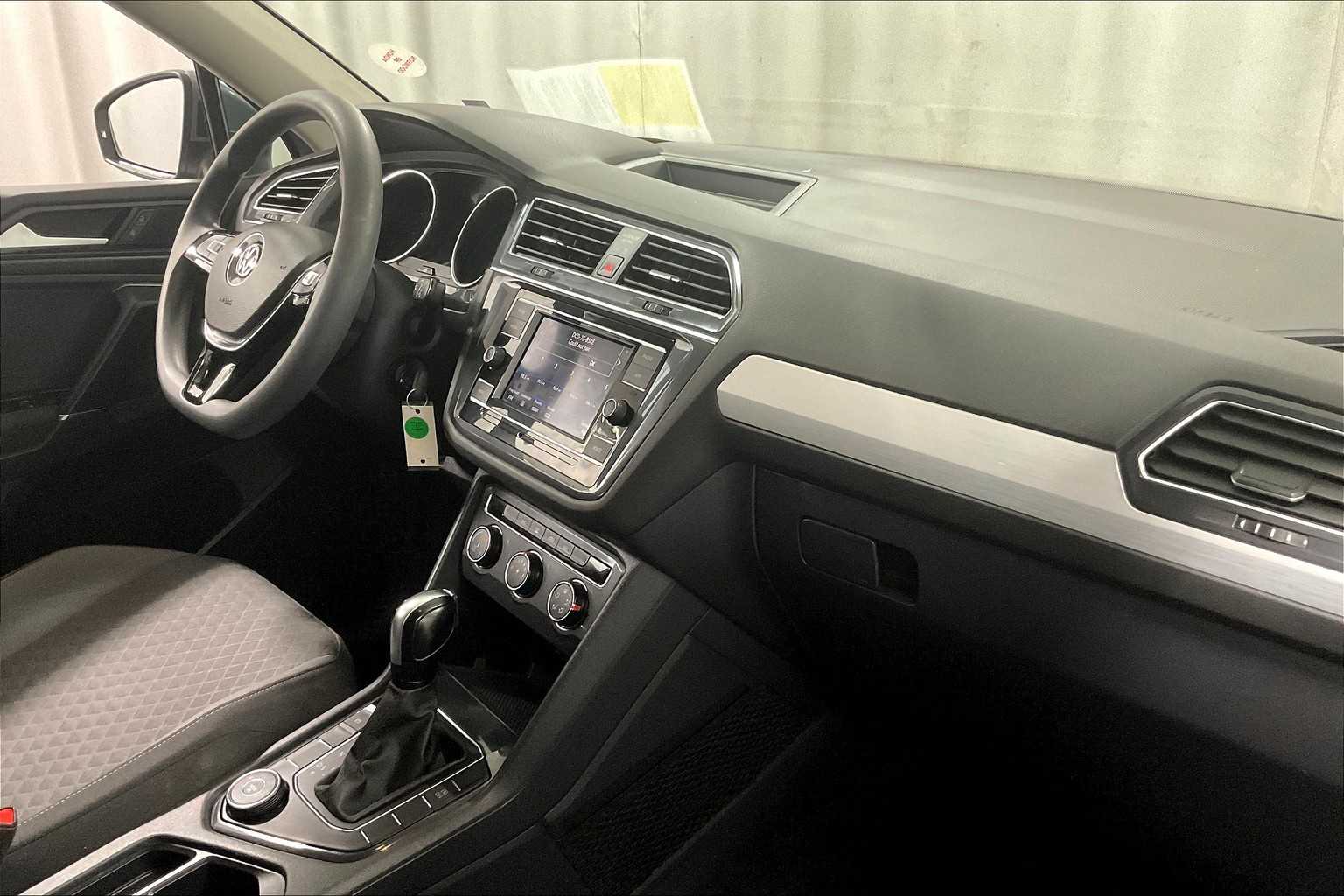 2020 Volkswagen Tiguan S - Photo 14