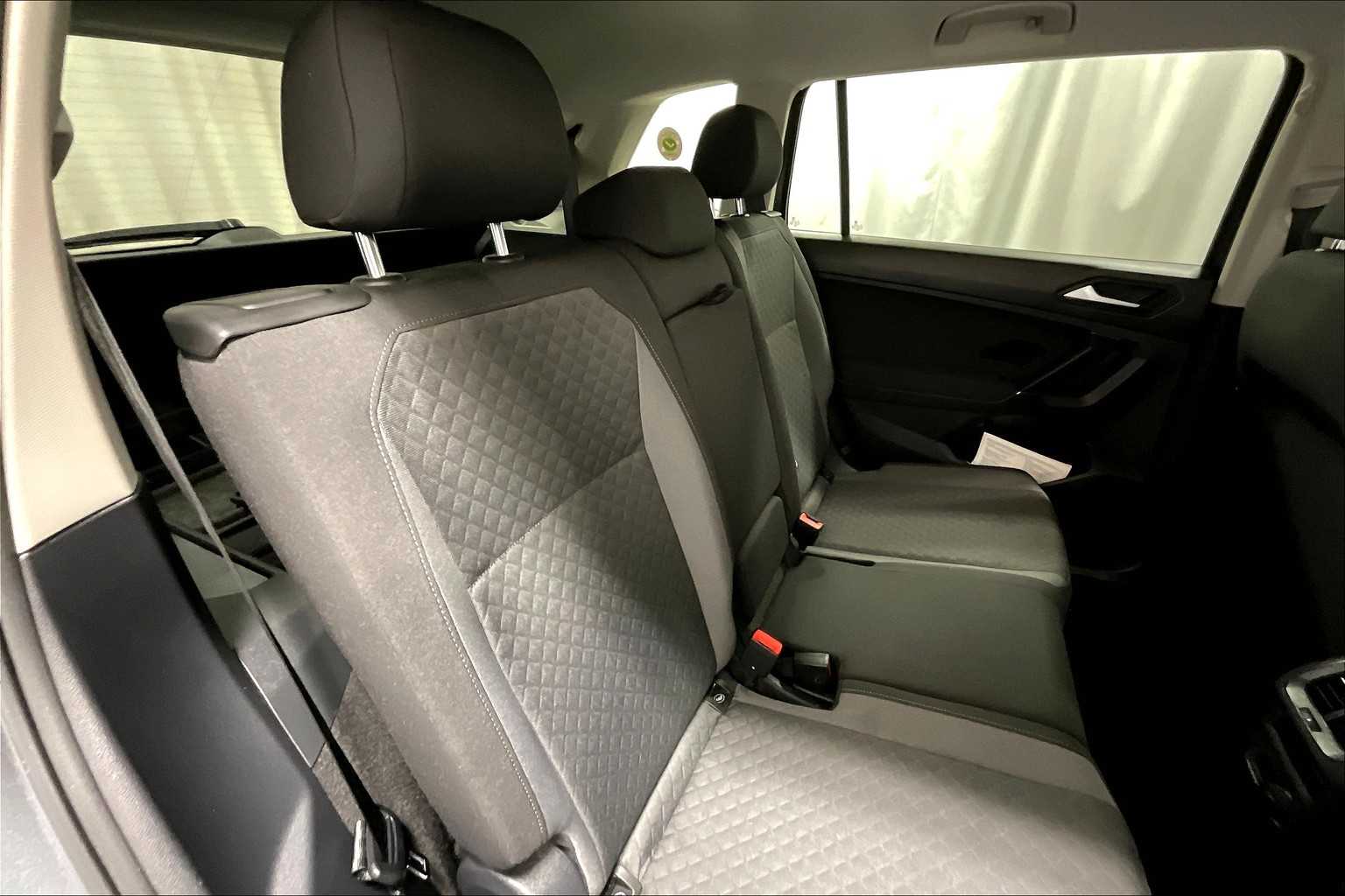 2020 Volkswagen Tiguan S - Photo 16