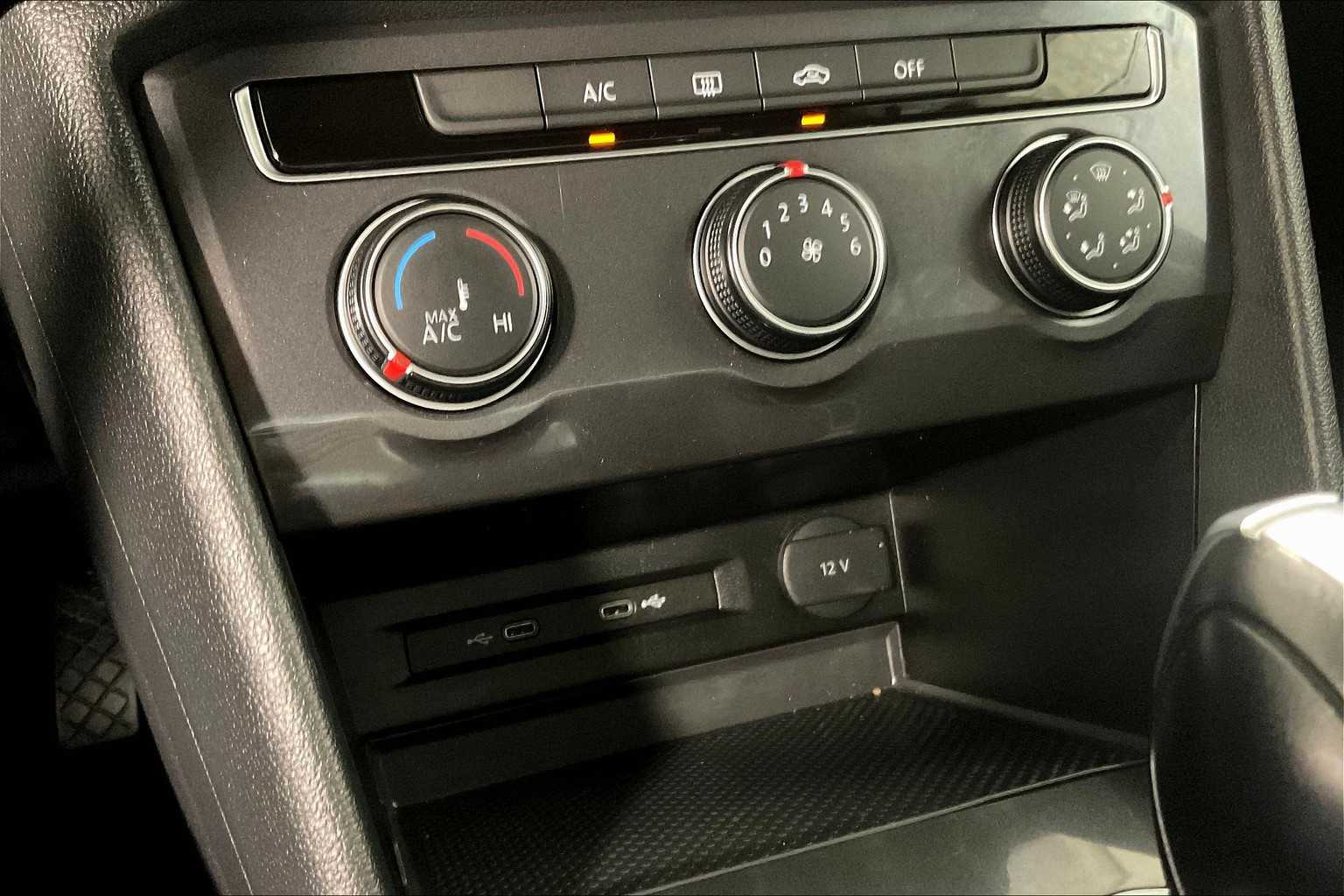 2020 Volkswagen Tiguan S - Photo 25