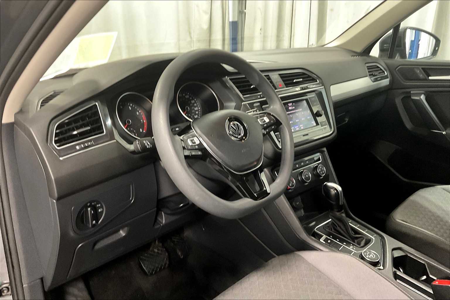 2020 Volkswagen Tiguan S - Photo 8