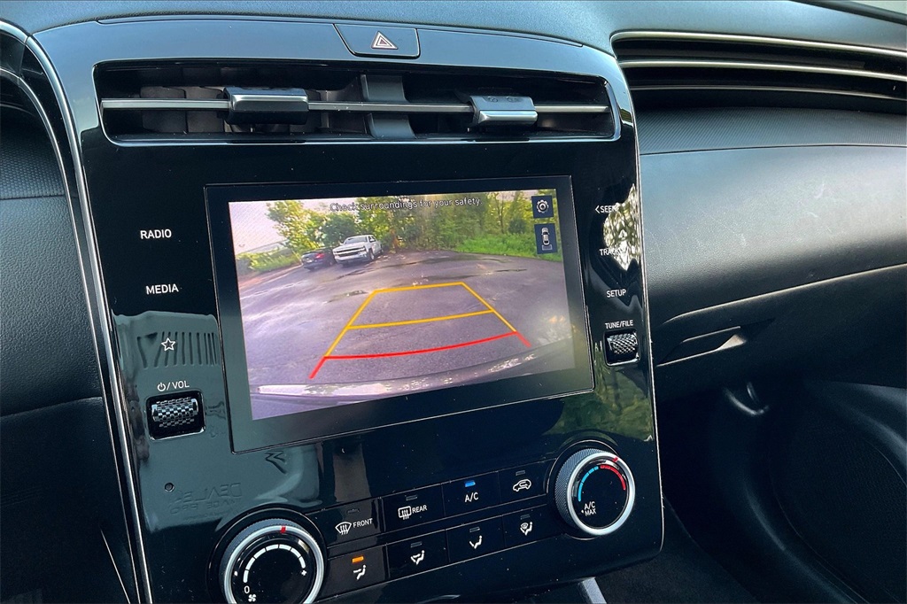 2022 Hyundai Tucson SE - Photo 15