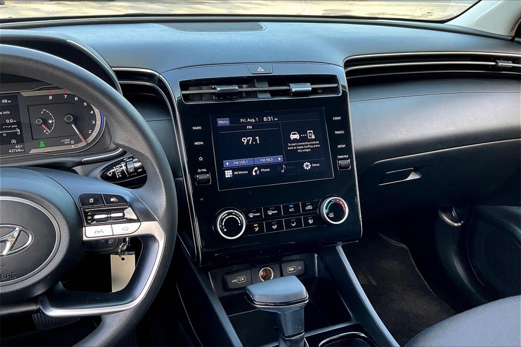 2022 Hyundai Tucson SE - Photo 17