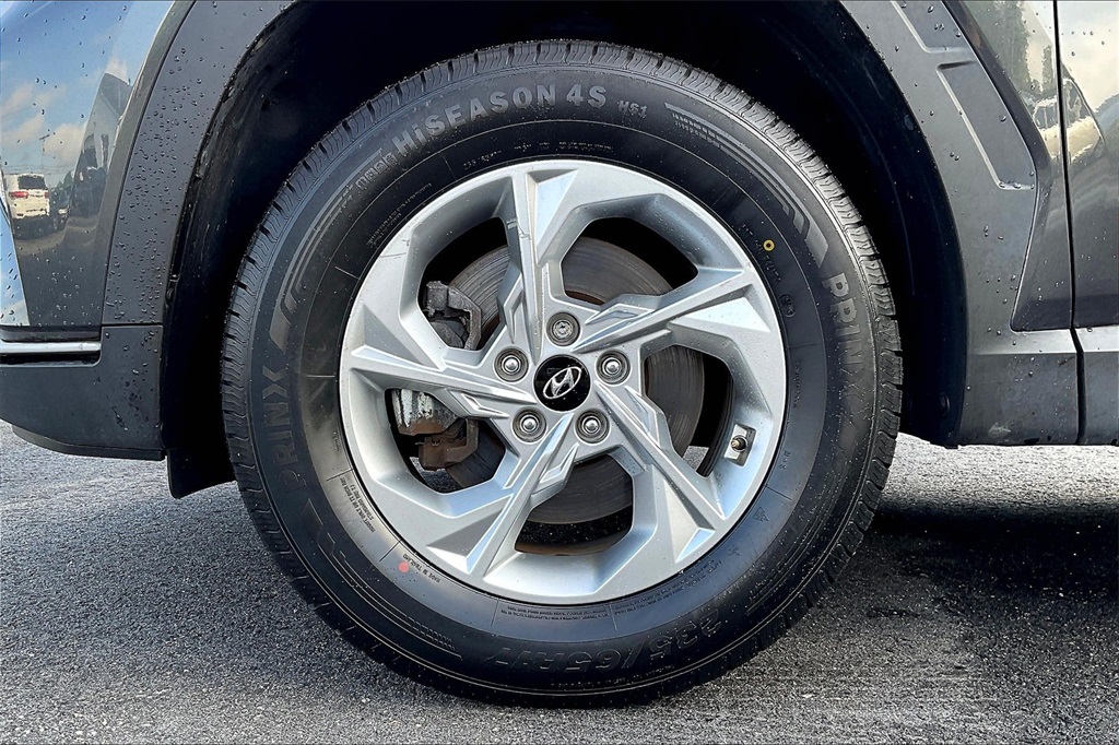 2022 Hyundai Tucson SE - Photo 21