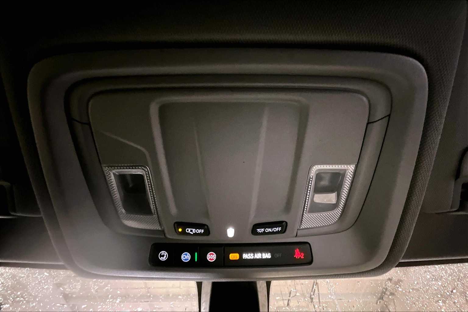 2021 Chevrolet Silverado 1500 Custom - Photo 22