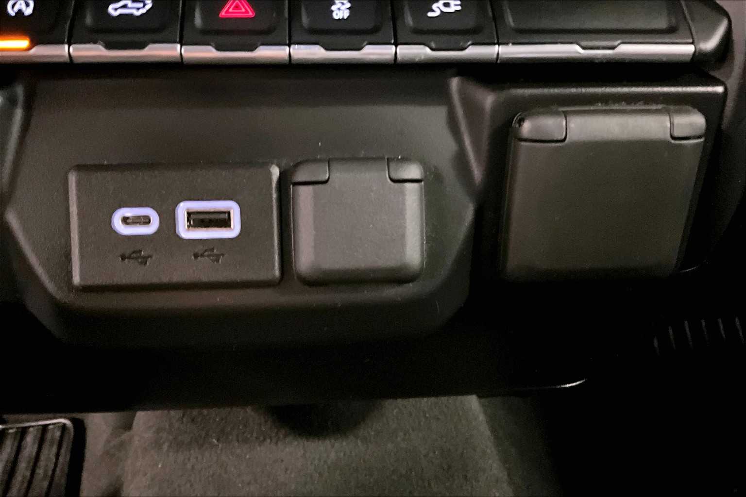 2021 Chevrolet Silverado 1500 Custom - Photo 27