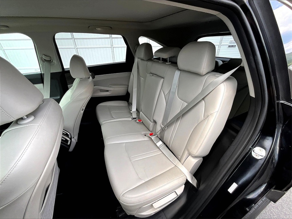 2022 Kia Sorento S - Photo 15