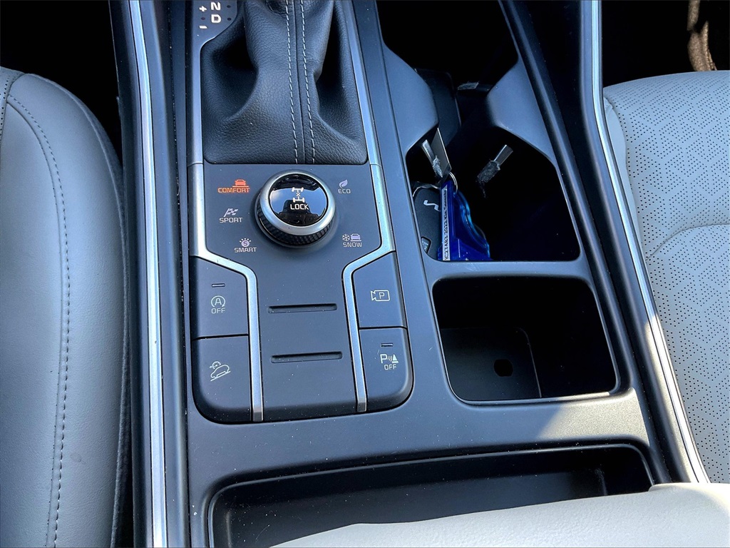 2022 Kia Sorento S - Photo 35