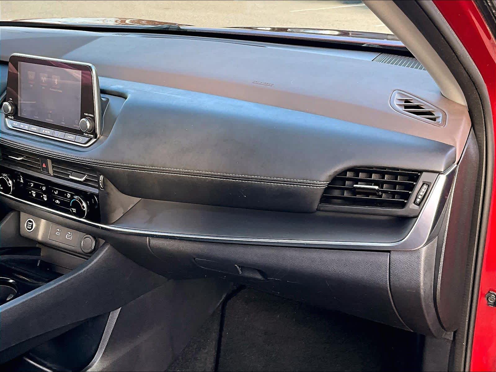 2021 Nissan Rogue S - Photo 13