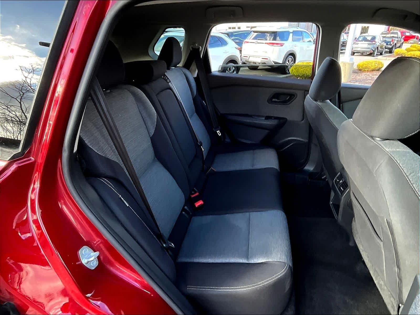 2021 Nissan Rogue S - Photo 16