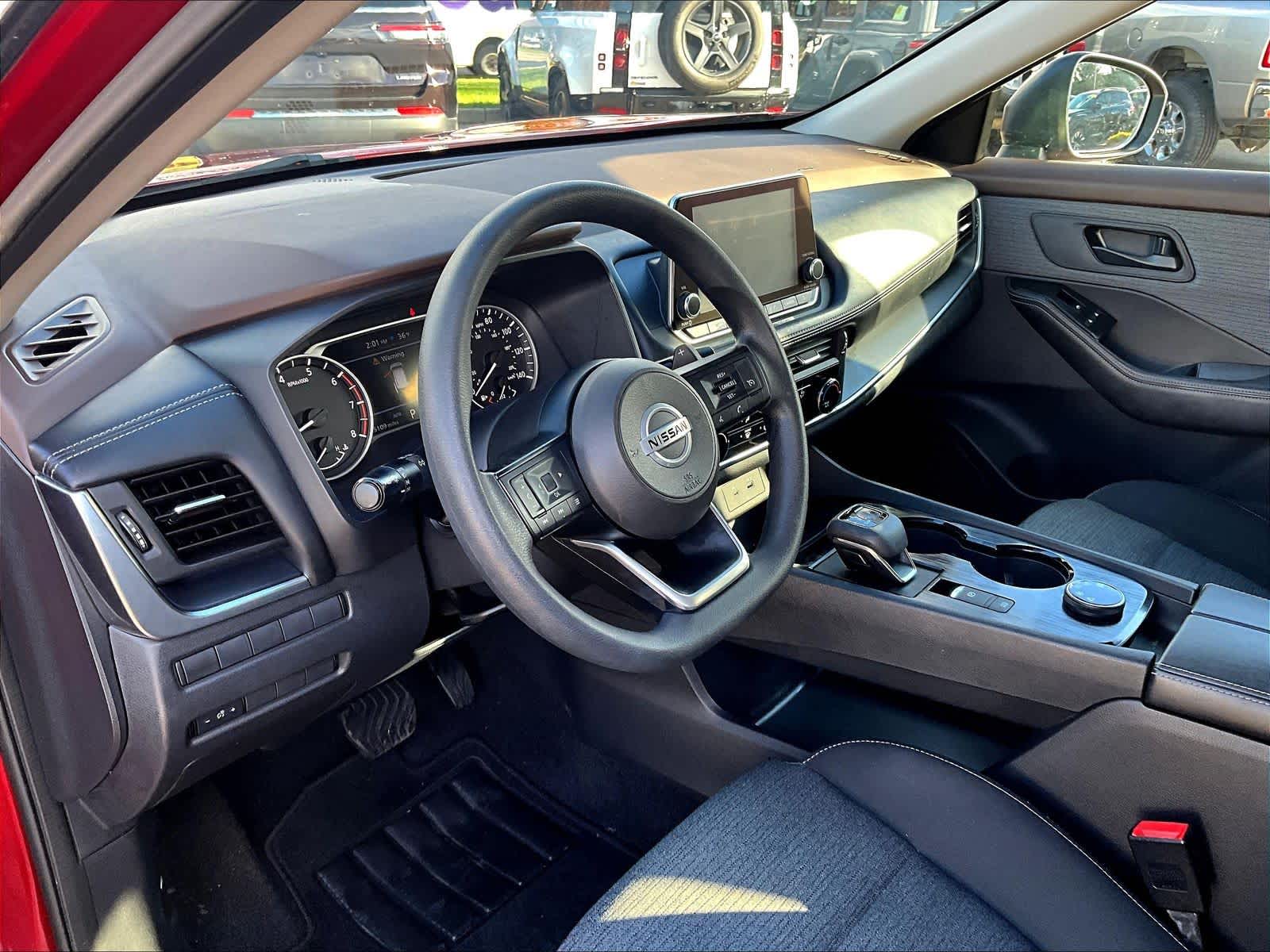 2021 Nissan Rogue S - Photo 8