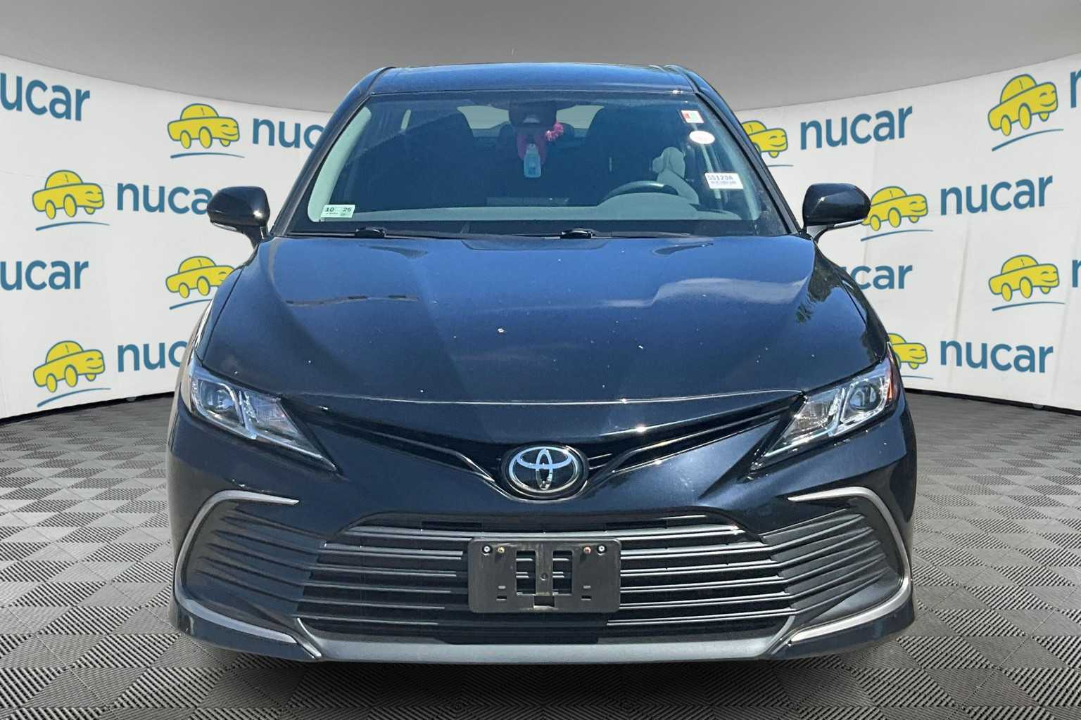 2023 Toyota Camry LE - Photo 2