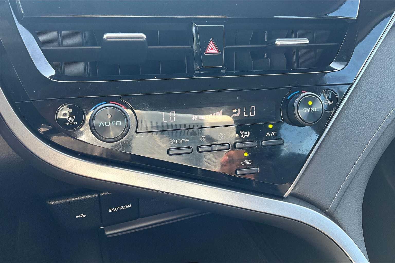 2023 Toyota Camry LE - Photo 26