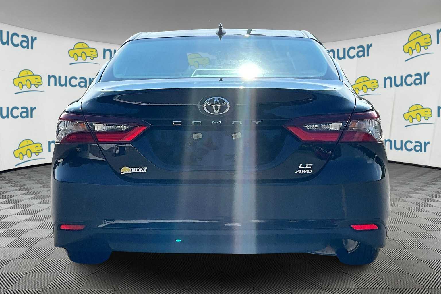2023 Toyota Camry LE - Photo 5
