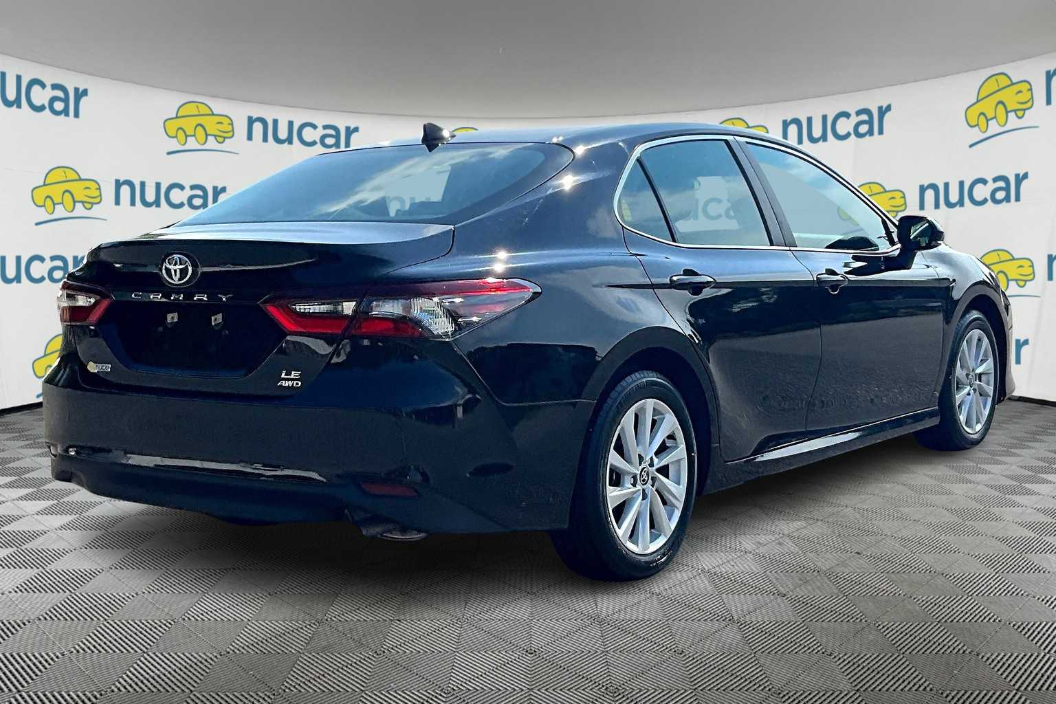2023 Toyota Camry LE - Photo 6
