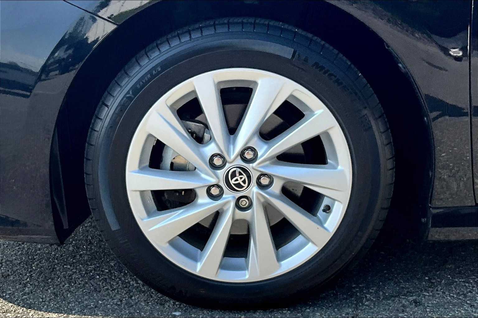 2023 Toyota Camry LE - Photo 7