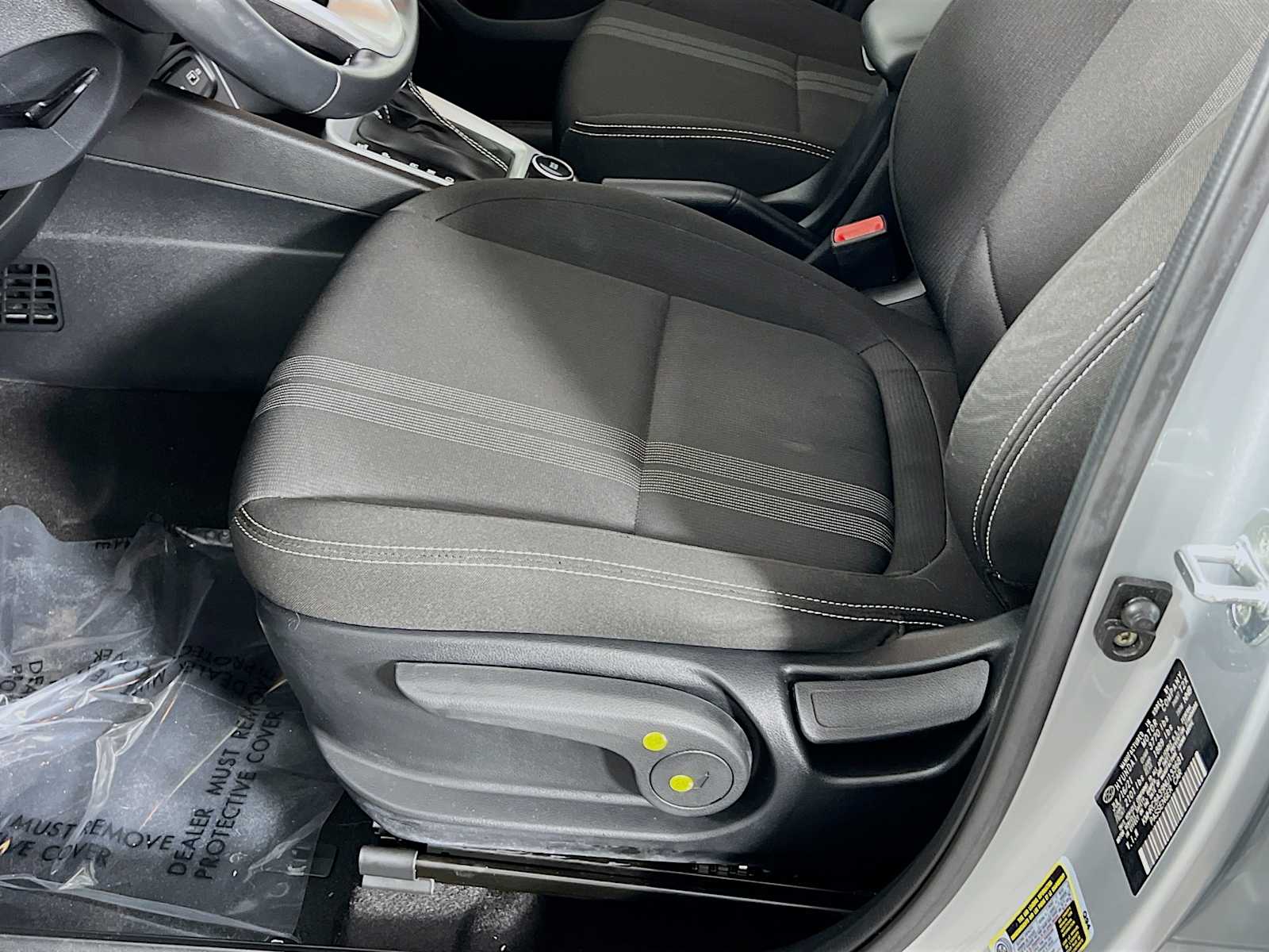 2022 Hyundai Venue SEL - Photo 19