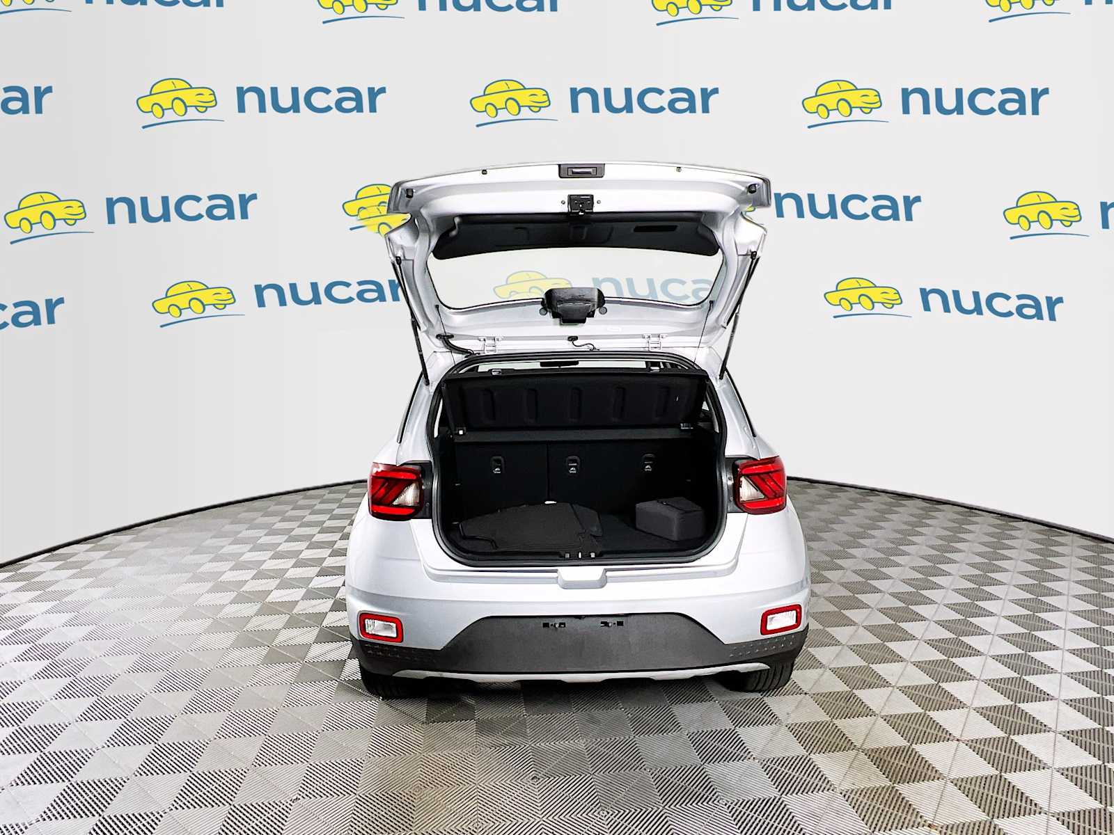 2022 Hyundai Venue SEL - Photo 25
