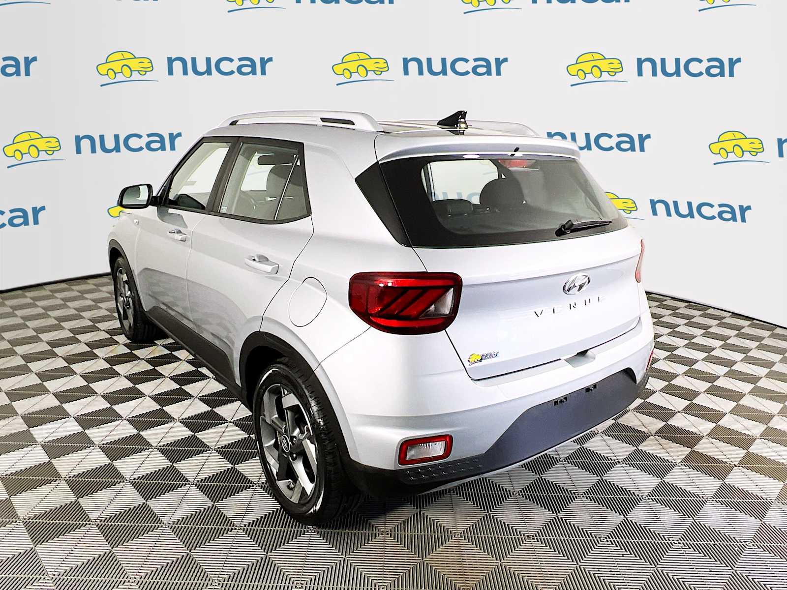 2022 Hyundai Venue SEL - Photo 5
