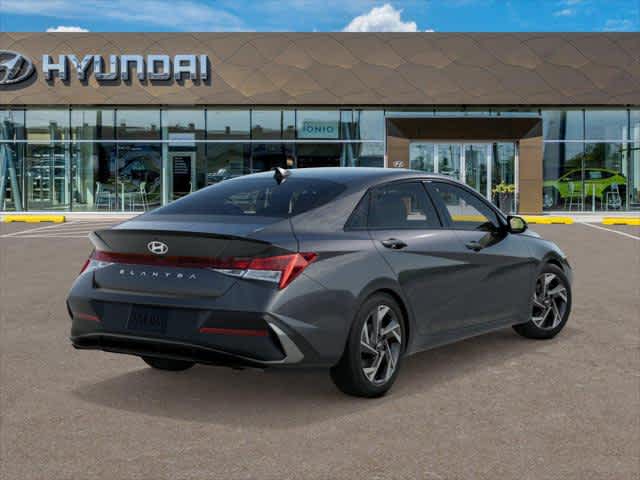 2025 Hyundai Elantra SEL Sport - Photo 4
