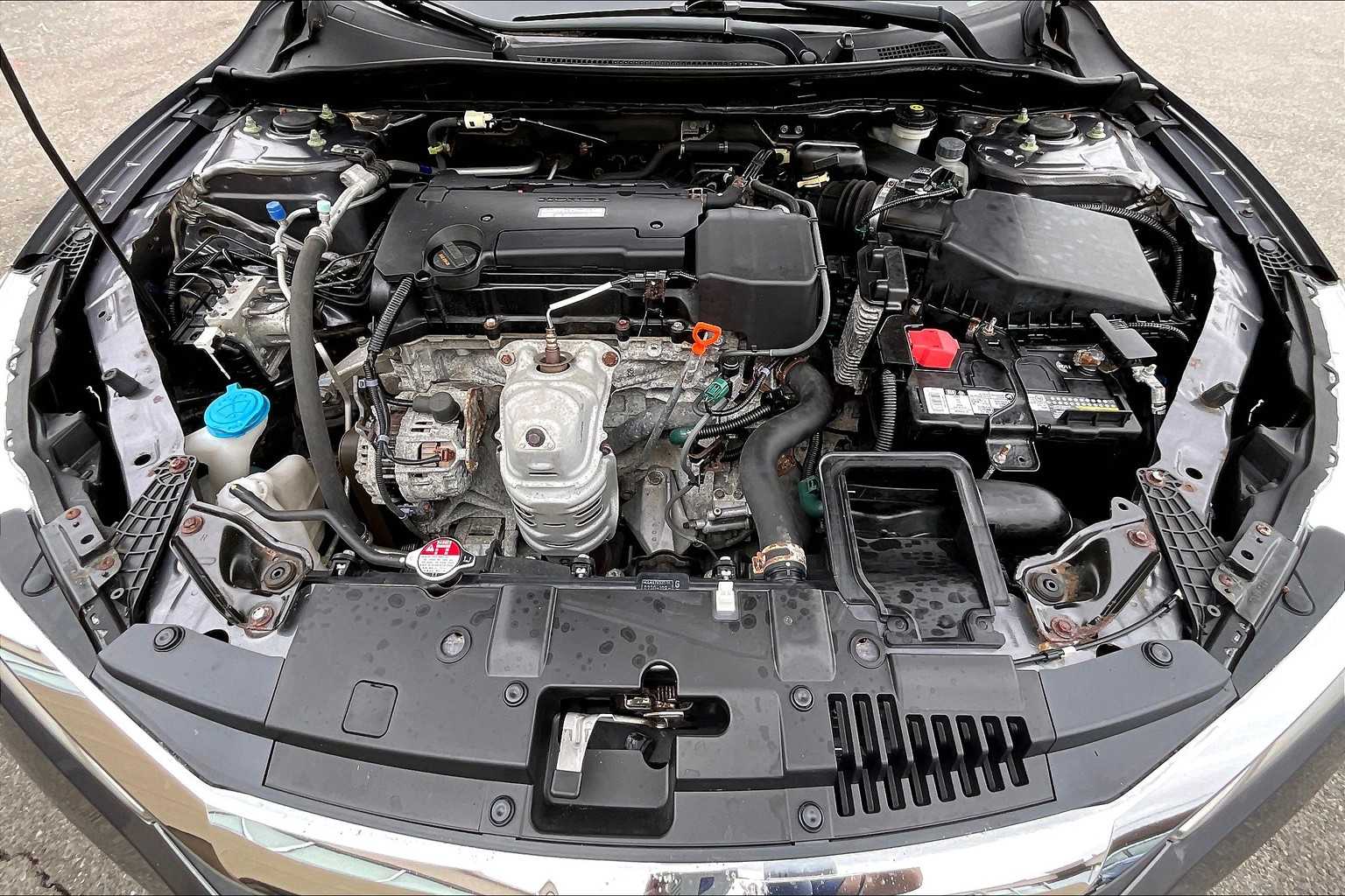 2017 Honda Accord LX - Photo 28