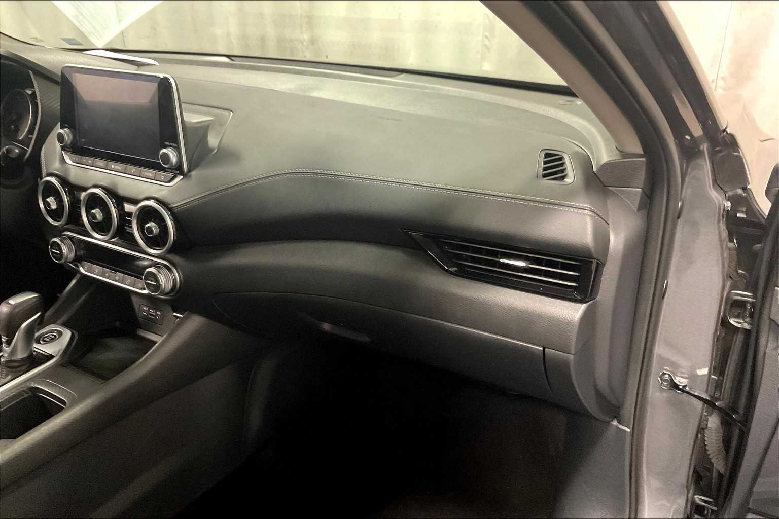 2021 Nissan Sentra SV - Photo 13