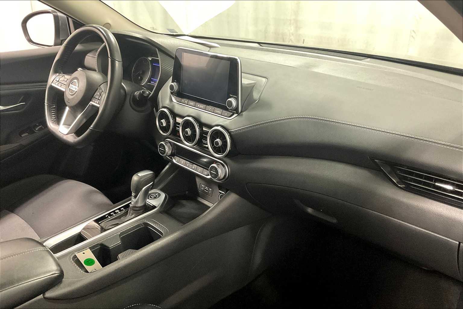 2021 Nissan Sentra SV - Photo 14