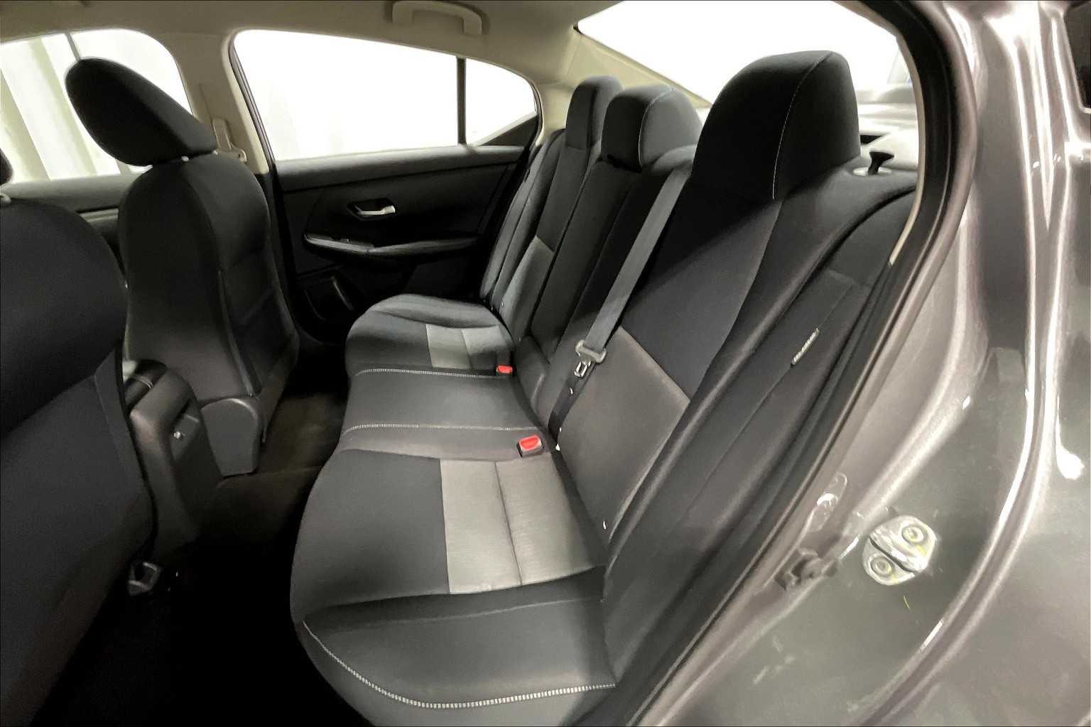 2021 Nissan Sentra SV - Photo 15
