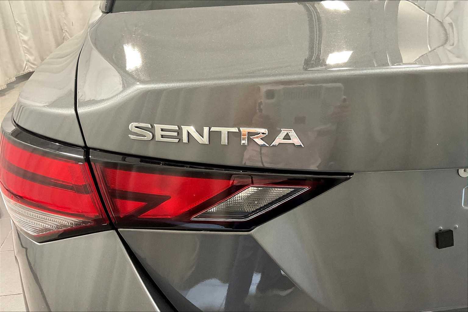 2021 Nissan Sentra SV - Photo 27