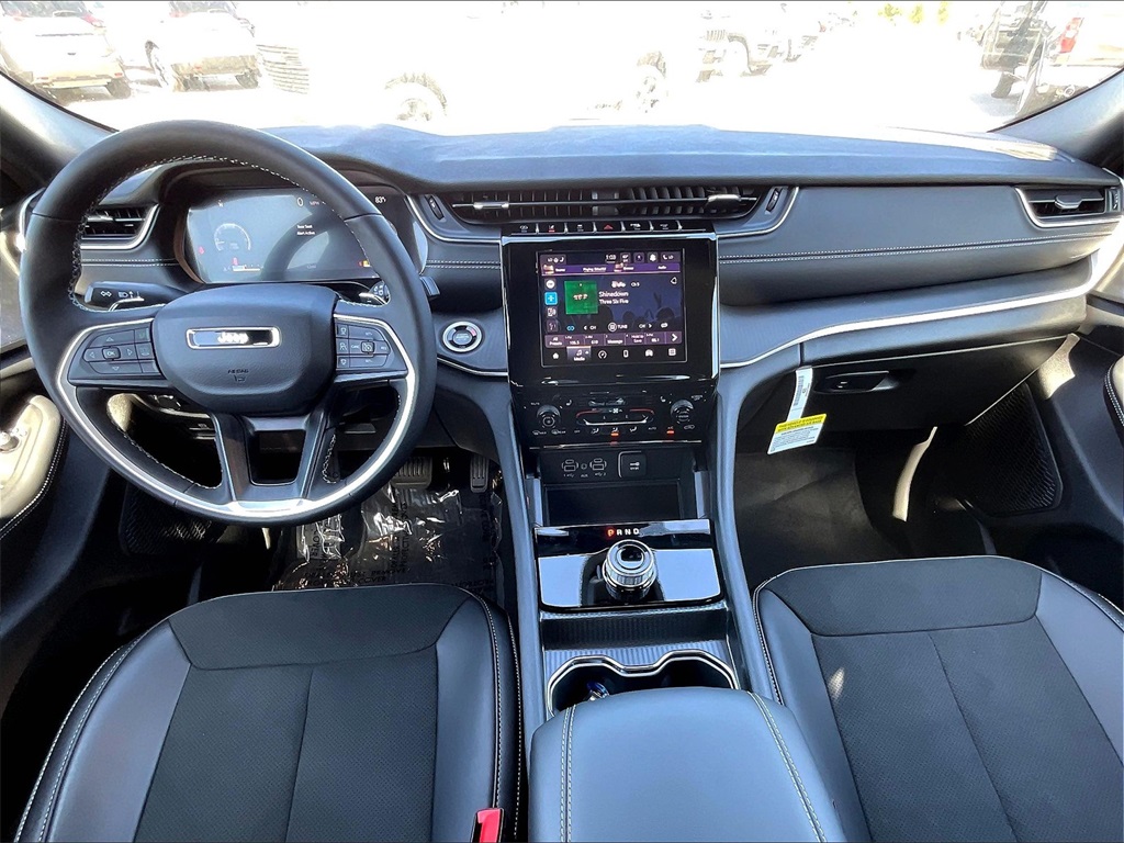 2025 Jeep Grand Cherokee Altitude X - Photo 12
