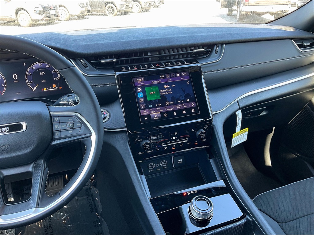 2025 Jeep Grand Cherokee Altitude X - Photo 13