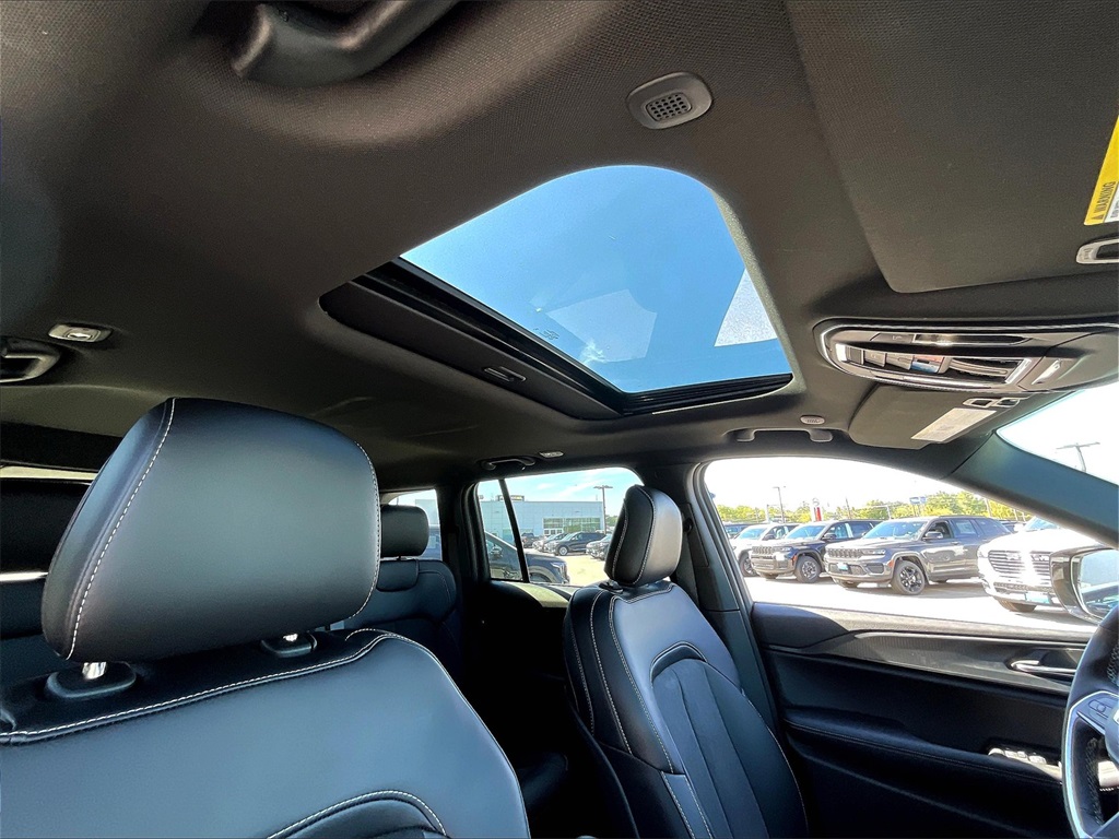 2025 Jeep Grand Cherokee Altitude X - Photo 18