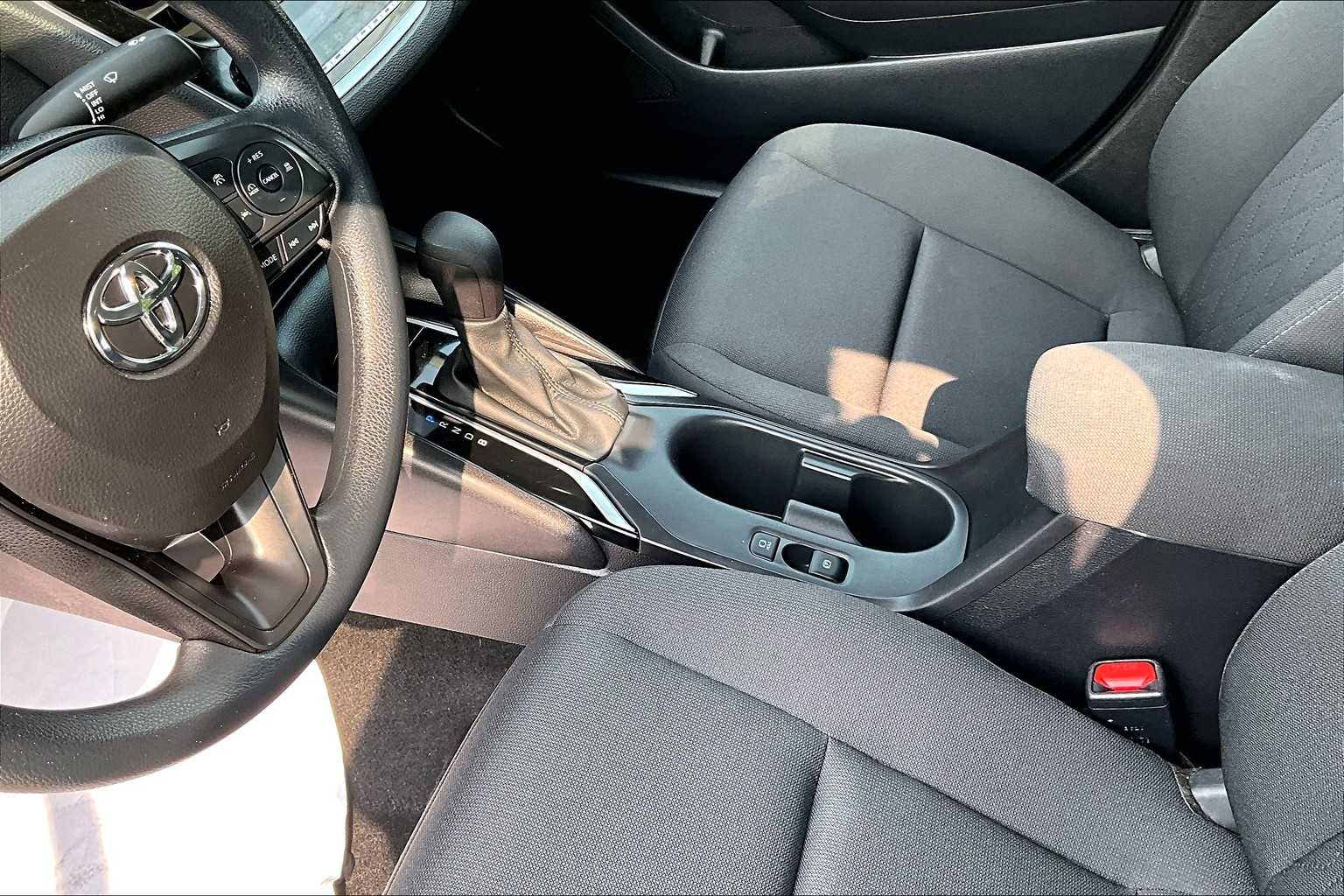 2024 Toyota Corolla LE - Photo 20
