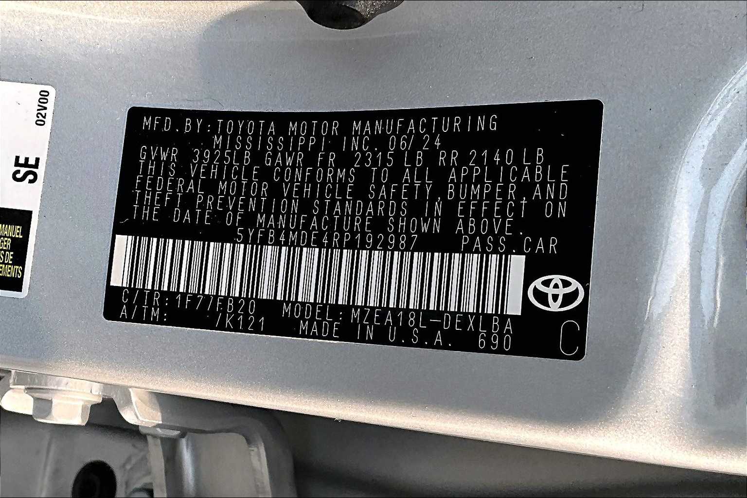 2024 Toyota Corolla LE - Photo 32
