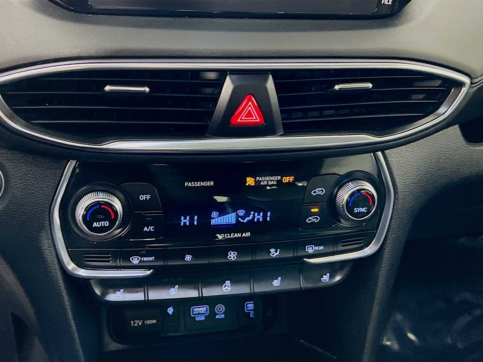 2020 Hyundai Santa Fe Limited - Photo 16