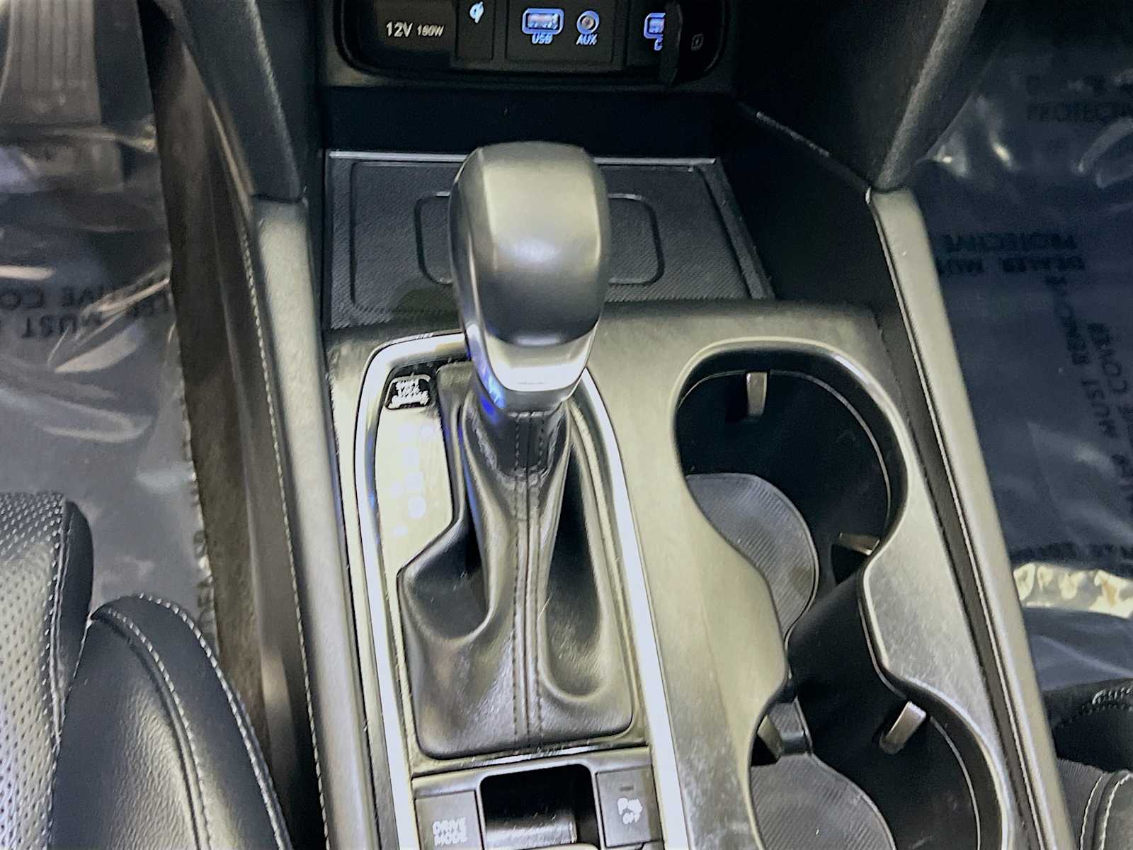 2020 Hyundai Santa Fe Limited - Photo 17