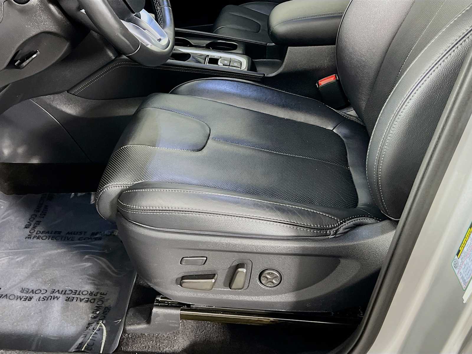 2020 Hyundai Santa Fe Limited - Photo 20