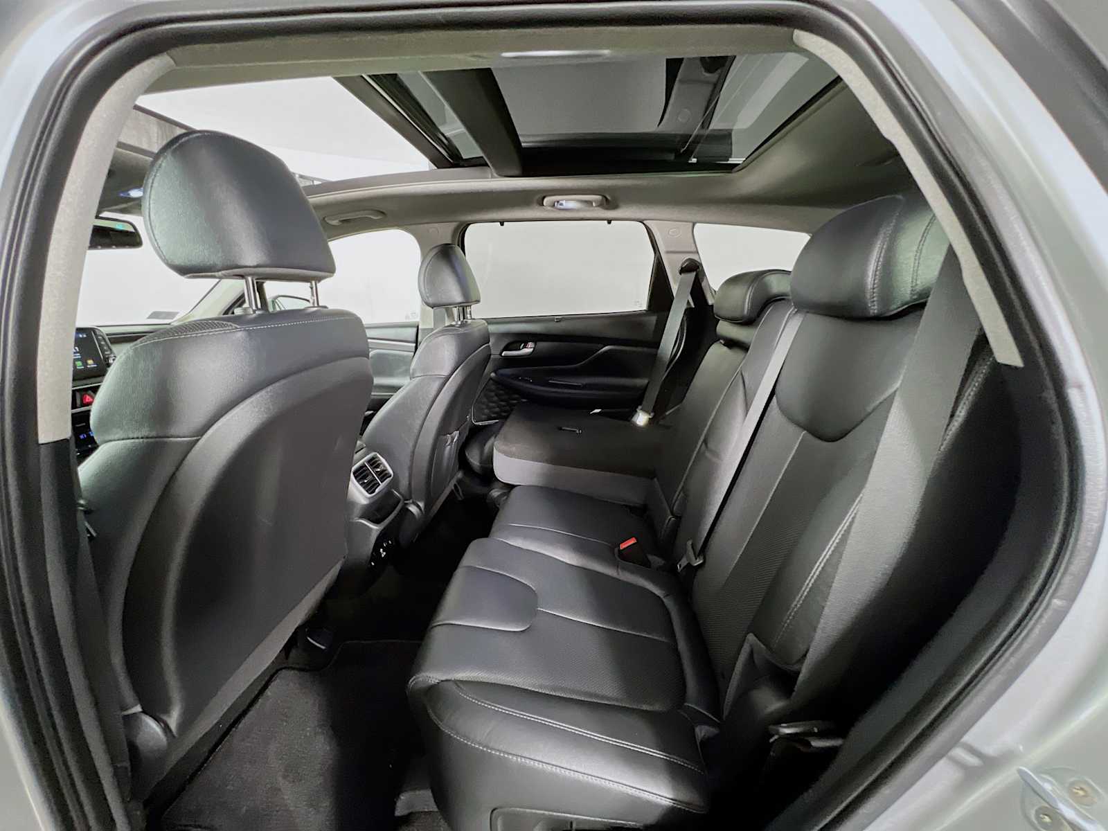 2020 Hyundai Santa Fe Limited - Photo 26