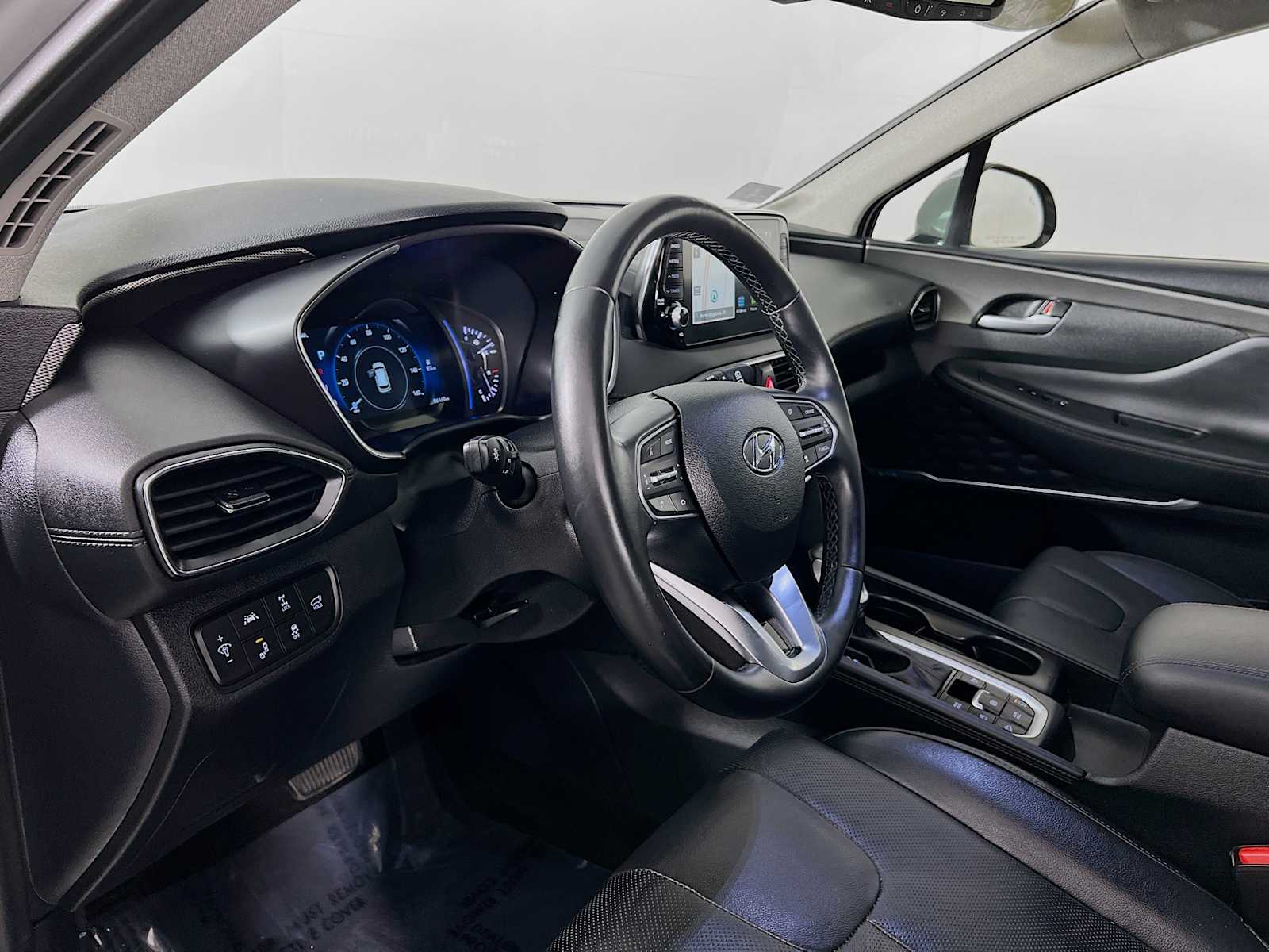 2020 Hyundai Santa Fe Limited - Photo 9