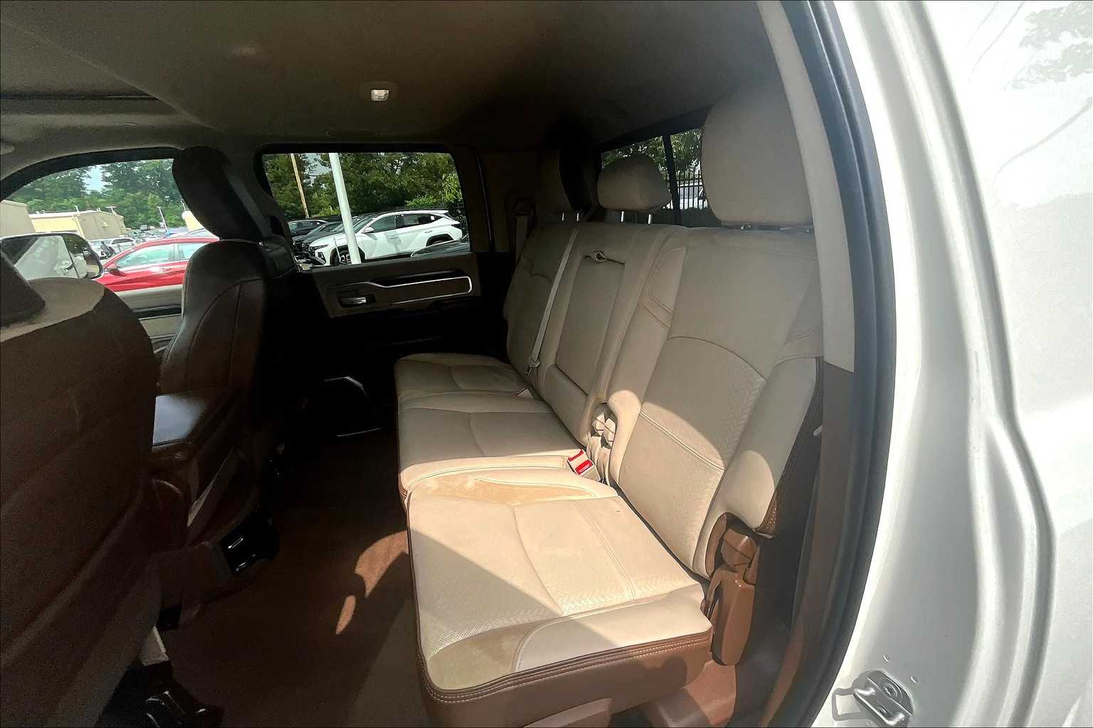 2019 Ram 3500 Laramie - Photo 15