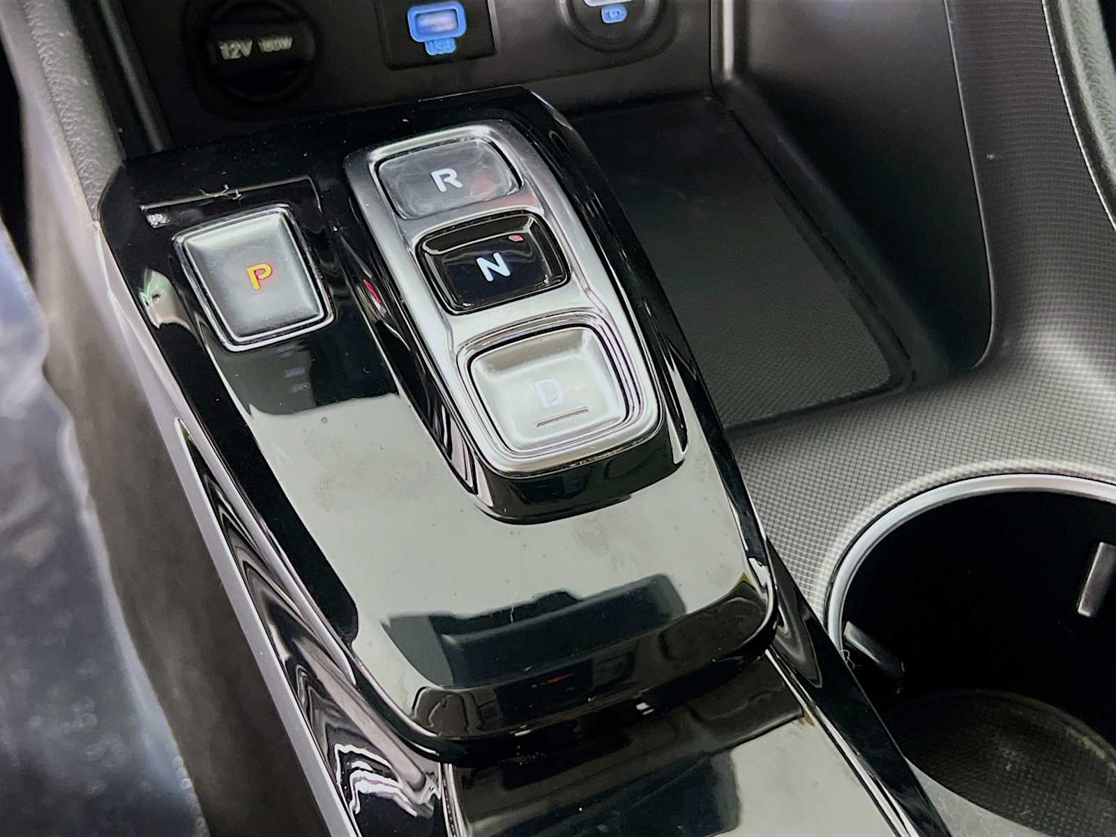2023 Hyundai Sonata SE - Photo 16
