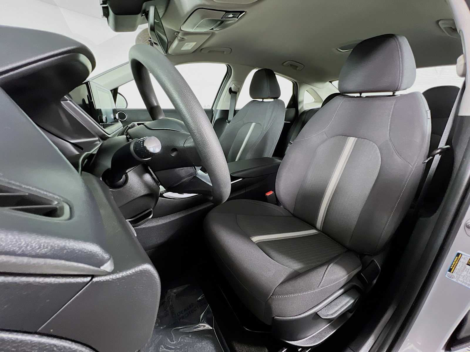 2023 Hyundai Sonata SE - Photo 20