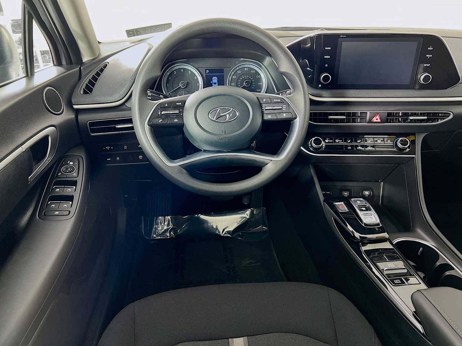 2023 Hyundai Sonata SE - Photo 21
