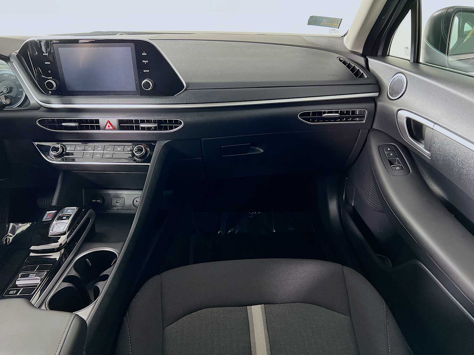 2023 Hyundai Sonata SE - Photo 22
