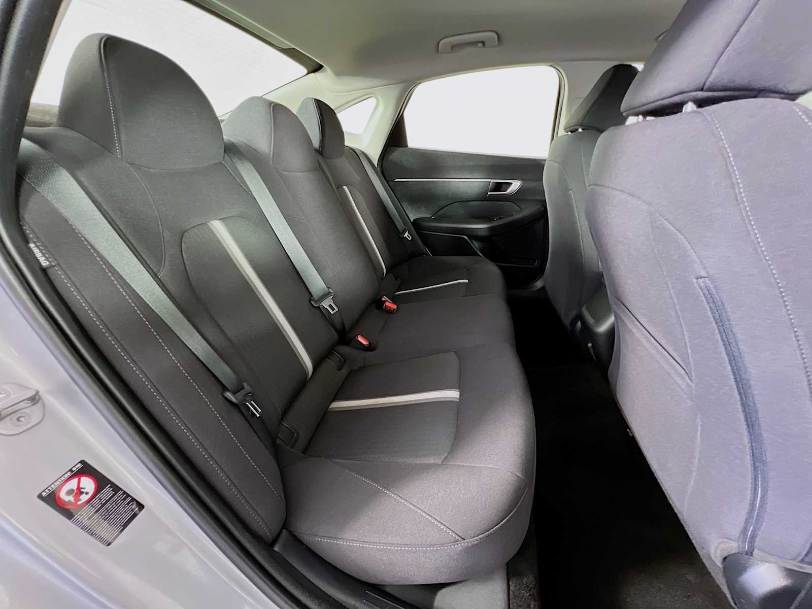 2023 Hyundai Sonata SE - Photo 25