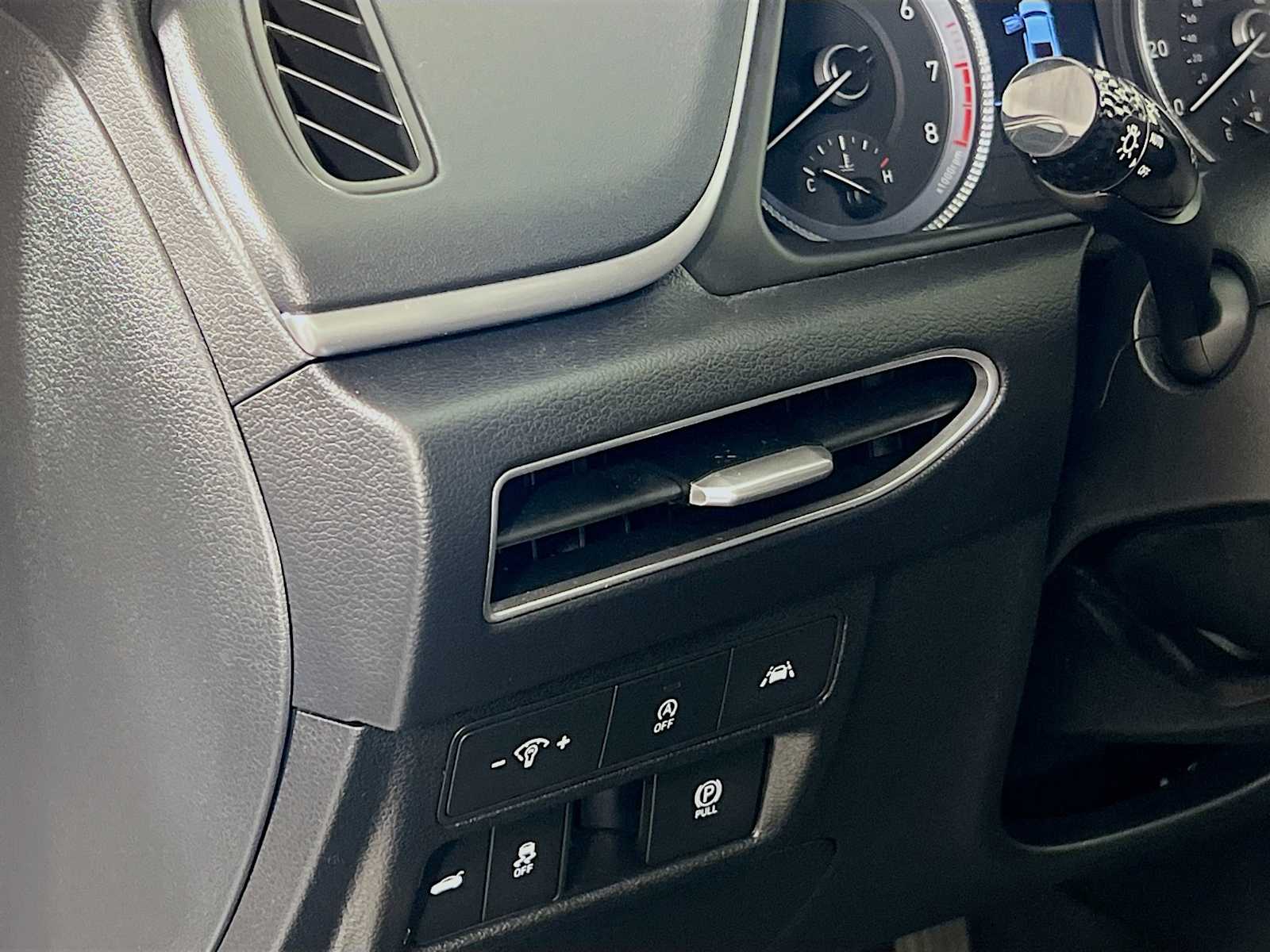 2023 Hyundai Sonata SE - Photo 10