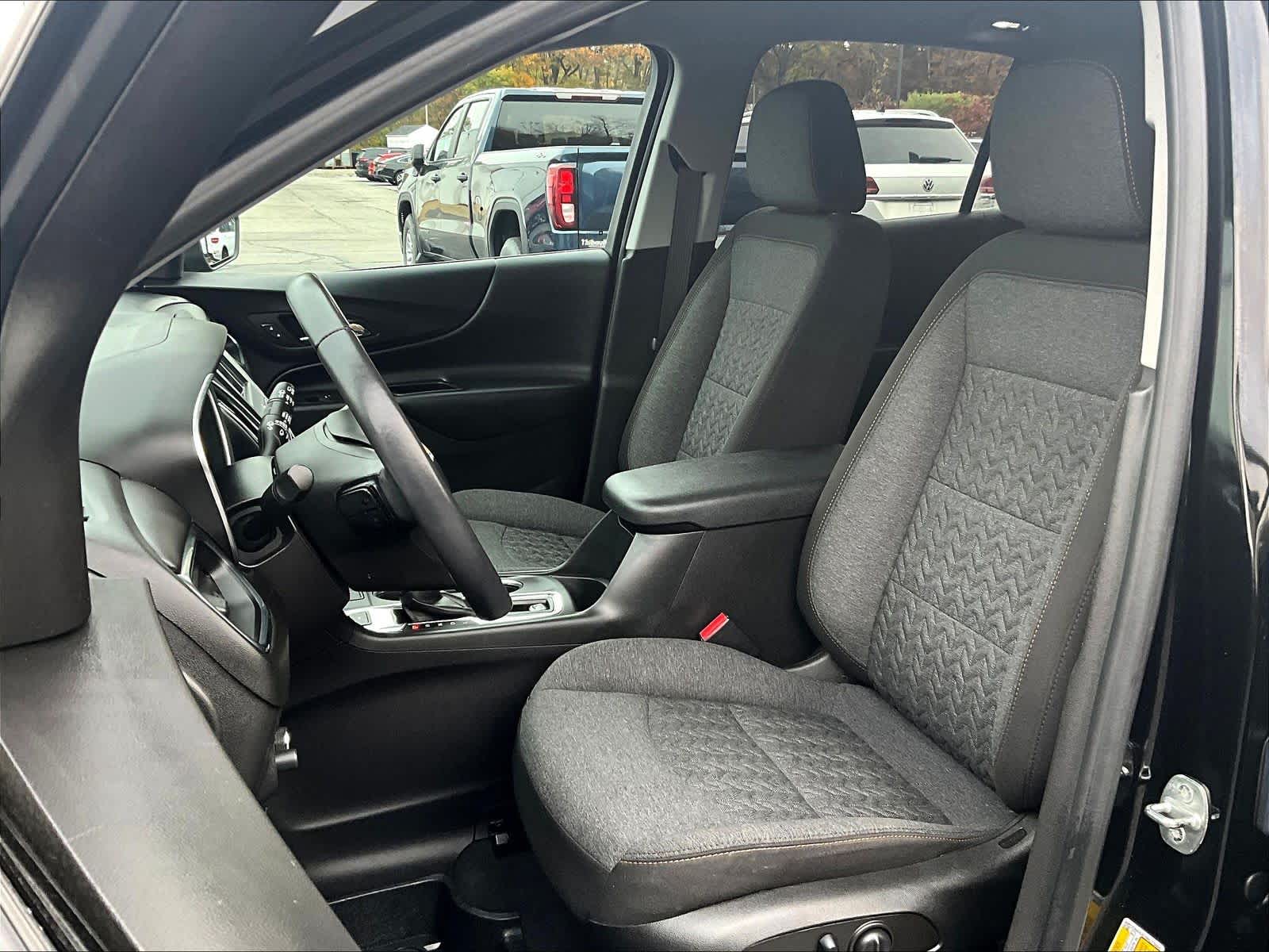 2022 Chevrolet Equinox LT - Photo 10